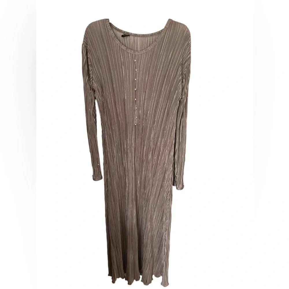 Vintage 80’s Crinkle Gown - Pearl Details M/L